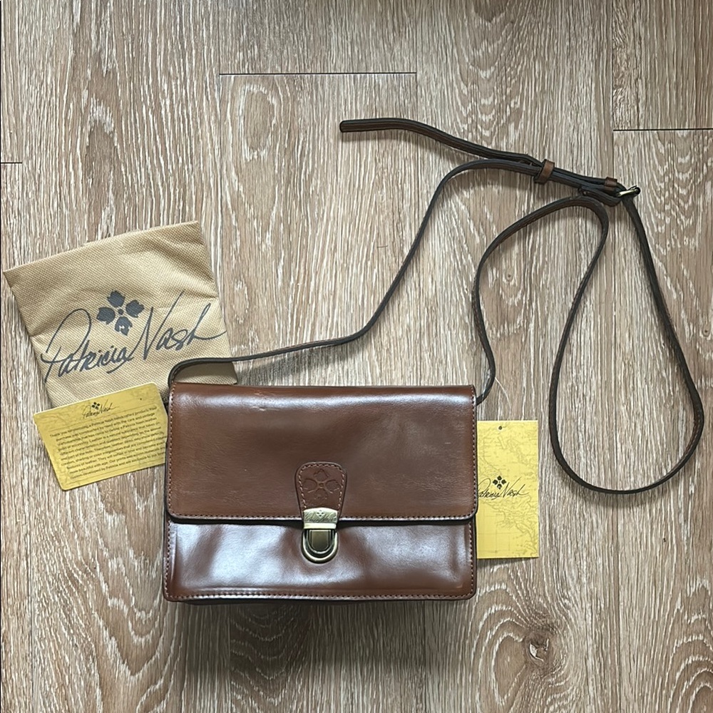 New! Patricia Nash Locri brown leather, flap front crossbody bag